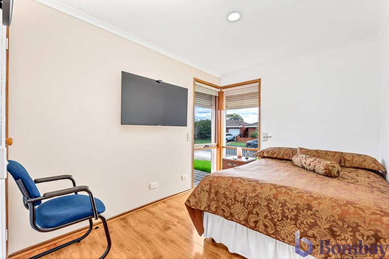 Photo - 5 Nash Court, Meadow Heights VIC 3048 - Image 5