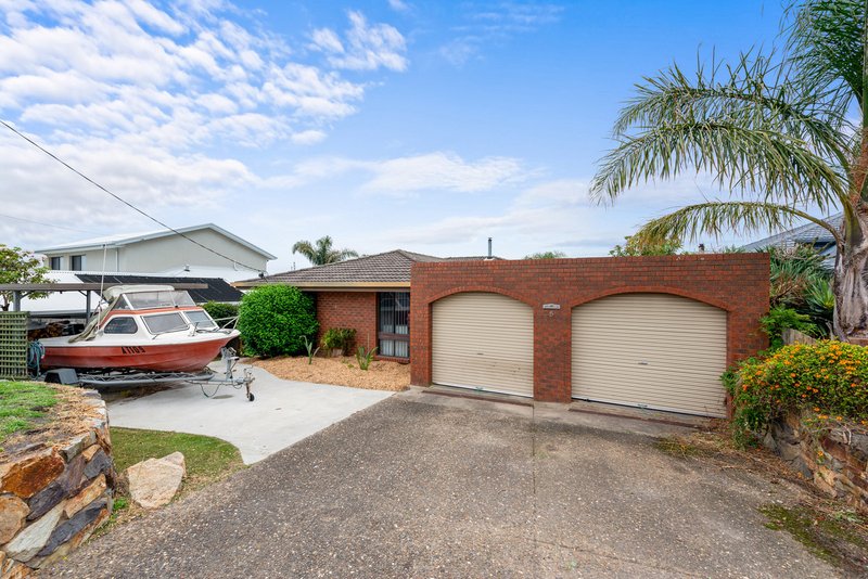 Photo - 5 Nautilus Way, Lakes Entrance VIC 3909 - Image 2