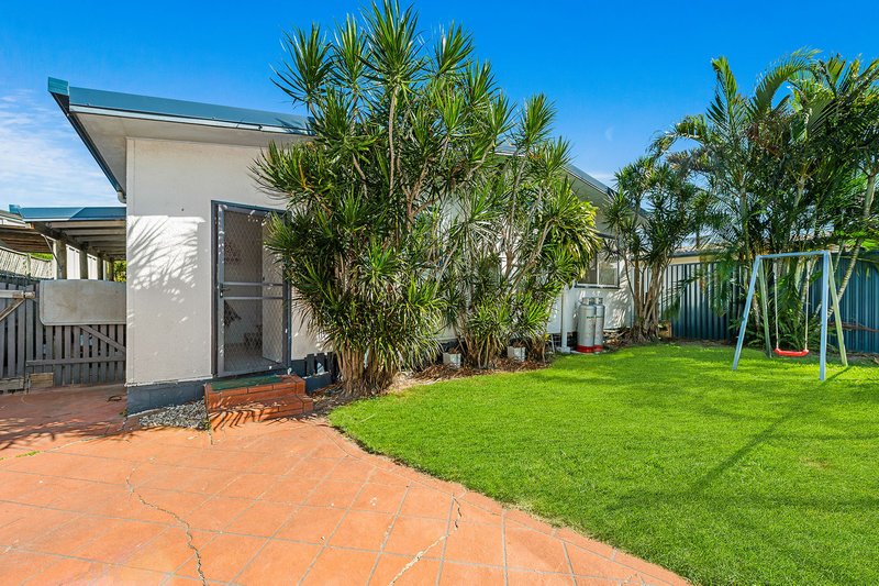 Photo - 5 Nemara Street, Biggera Waters QLD 4216 - Image 12