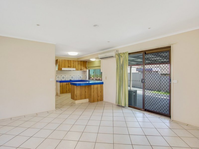 Photo - 5 Newhaven Crescent, Worongary QLD 4213 - Image 5