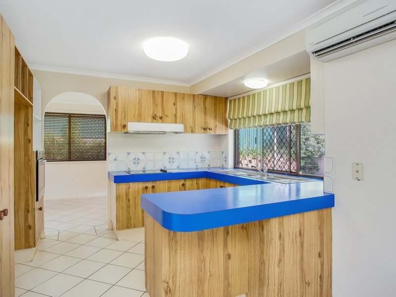 Photo - 5 Newhaven Crescent, Worongary QLD 4213 - Image 6