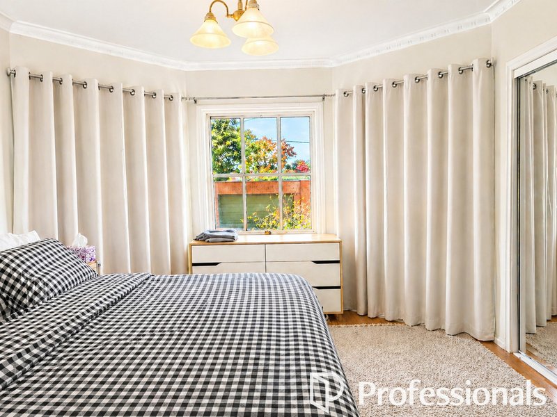 Photo - 5 Newlands Court, Box Hill South VIC 3128 - Image 7