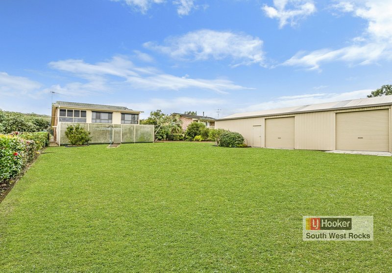 Photo - 5 Newton Close, South West Rocks NSW 2431 - Image 10