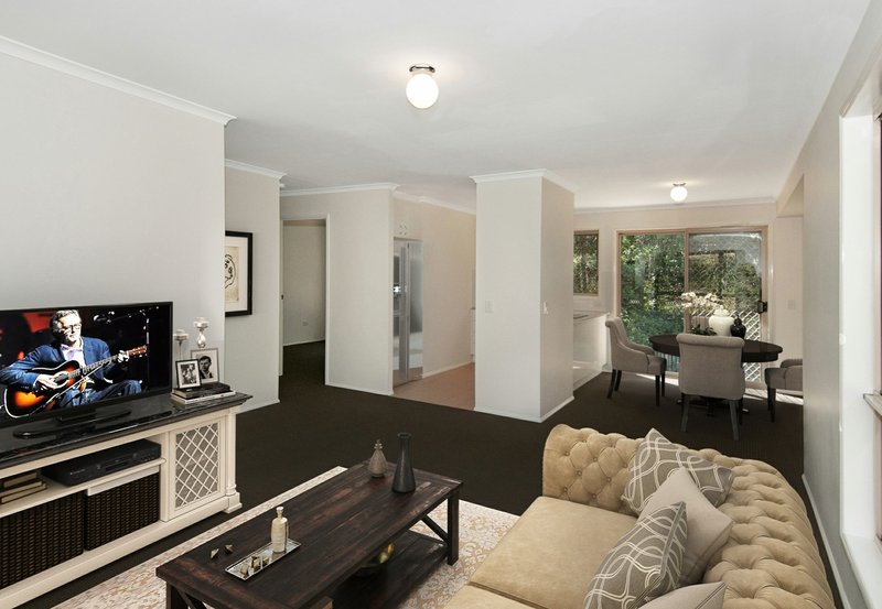 Photo - 5 Nicolis Court, Beenleigh QLD 4207 - Image 3