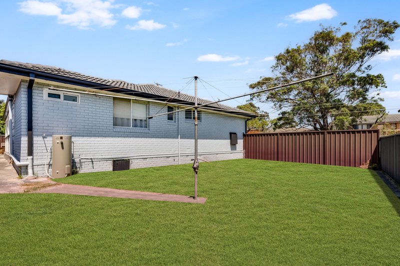 Photo - 5 Nieuport Avenue, Milperra NSW 2214 - Image 6