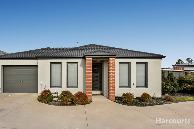 5 Nikolai Place, Clyde North VIC 3978