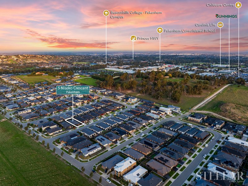 Photo - 5 Niseko Crescent, Pakenham VIC 3810 - Image 20