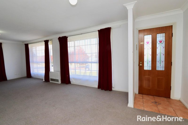 Photo - 5 Noble Place, Kelso NSW 2795 - Image 8