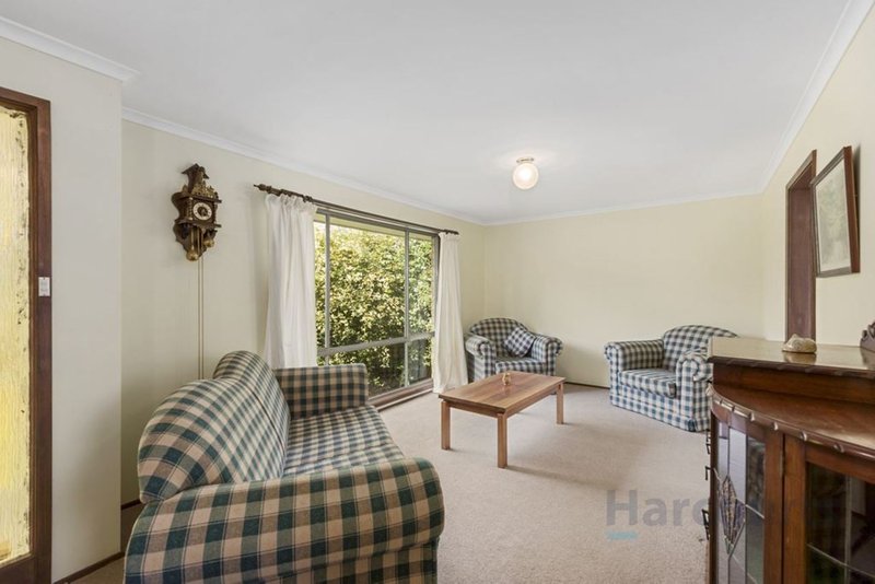 Photo - 5 Nolan Crescent, Kingston TAS 7050 - Image 2