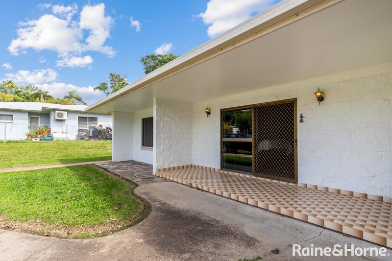 Photo - 5 Noli Close, Mossman QLD 4873 - Image 3