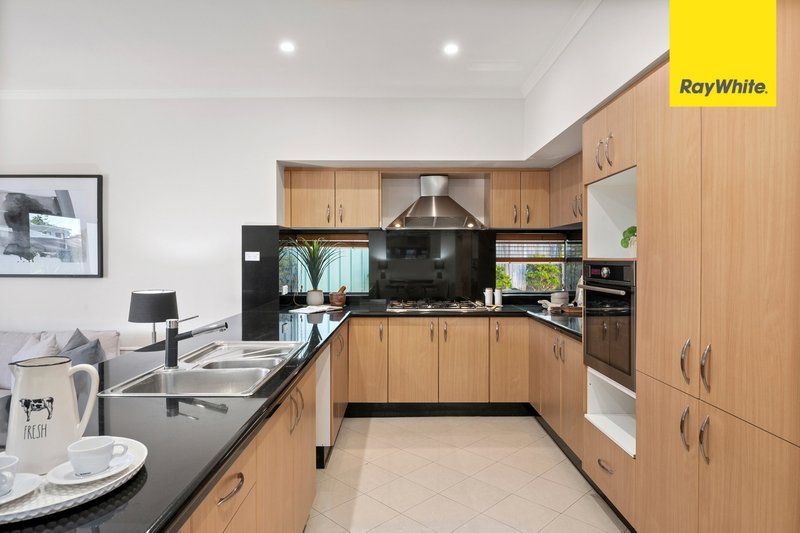 Photo - 5 Norfolk Road, Epping NSW 2121 - Image 6