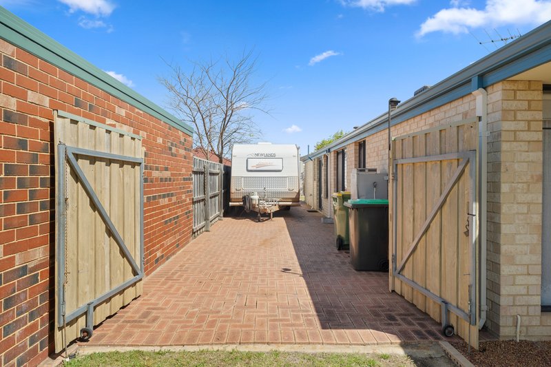 Photo - 5 Norris Ave , Rockingham WA 6168 - Image 3