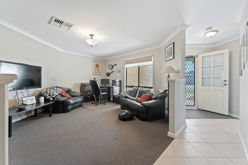 Photo - 5 Norris Ave , Rockingham WA 6168 - Image 6