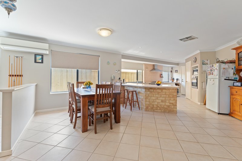 Photo - 5 Norris Ave , Rockingham WA 6168 - Image 9