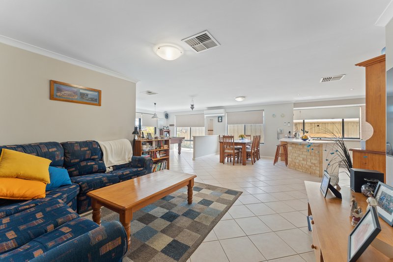 Photo - 5 Norris Ave , Rockingham WA 6168 - Image 11