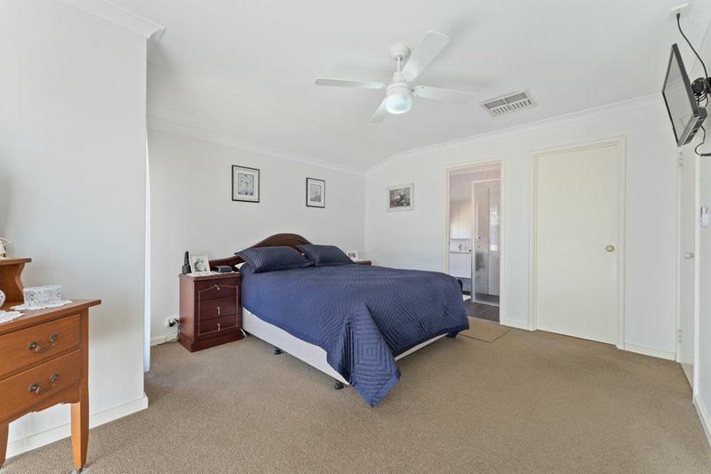 Photo - 5 Norris Ave , Rockingham WA 6168 - Image 15