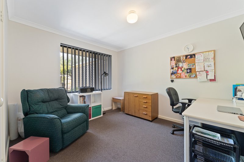 Photo - 5 Norris Ave , Rockingham WA 6168 - Image 19