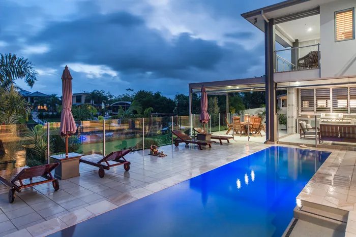 Photo - 5 North Bank Court, Helensvale QLD 4212 - Image 1