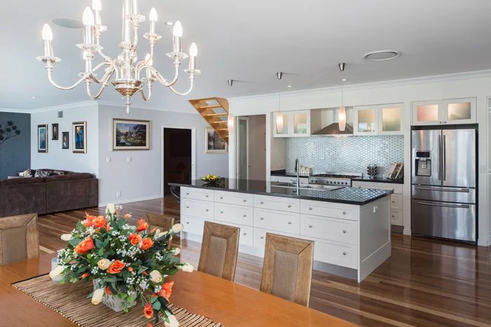 Photo - 5 North Bank Court, Helensvale QLD 4212 - Image 4
