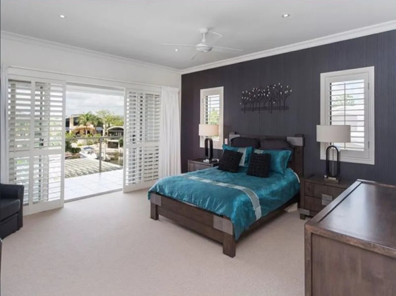 Photo - 5 North Bank Court, Helensvale QLD 4212 - Image 8
