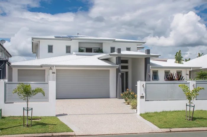 Photo - 5 North Bank Court, Helensvale QLD 4212 - Image 24