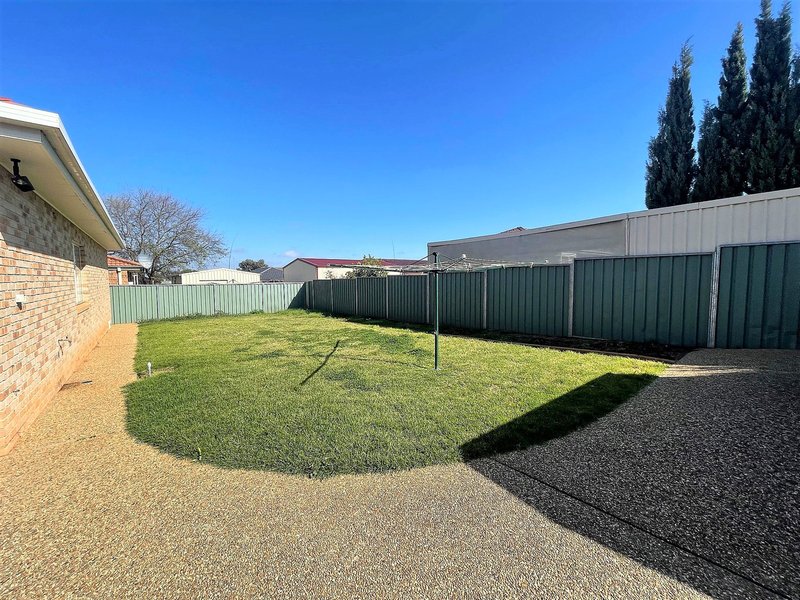 Photo - 5 North Grove Drive, Griffith NSW 2680 - Image 18