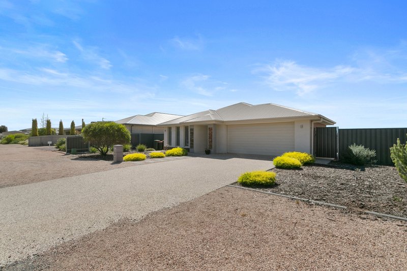 Photo - 5 North Terrace, Moonta Bay SA 5558 - Image 3