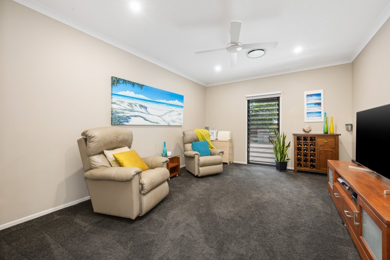 Photo - 5 Northview Place, Woombye QLD 4559 - Image 5