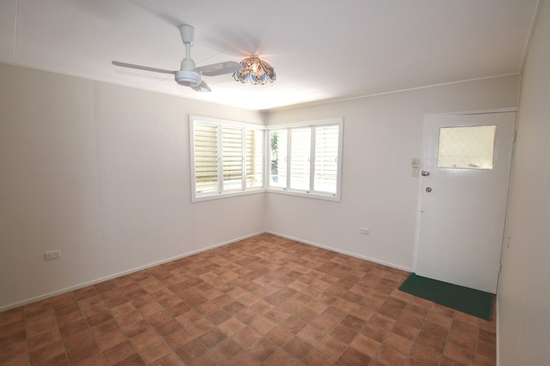 Photo - 5 Norton Lane, West Gladstone QLD 4680 - Image 5