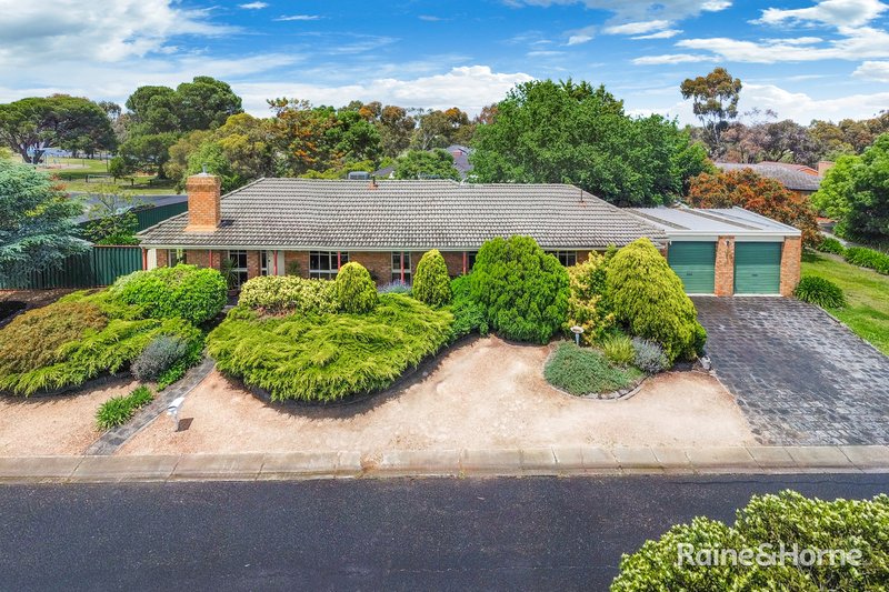 5 Notre Dame Drive, Sunbury VIC 3429