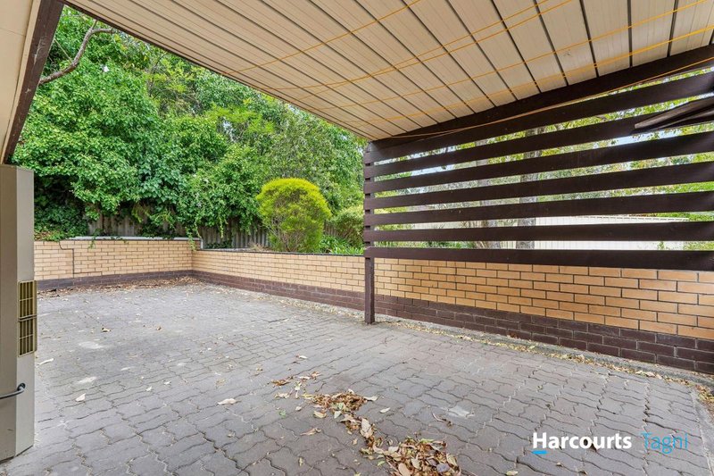 Photo - 5 Oakridge Close, Aberfoyle Park SA 5159 - Image 11