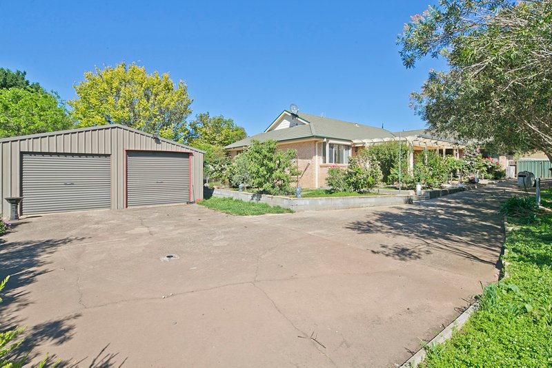 Photo - 5 Oakwood Avenue, Goulburn NSW 2580 - Image 11