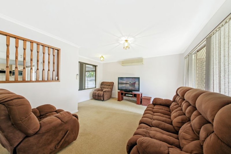 Photo - 5 Oberong Court, Petrie QLD 4502 - Image 8