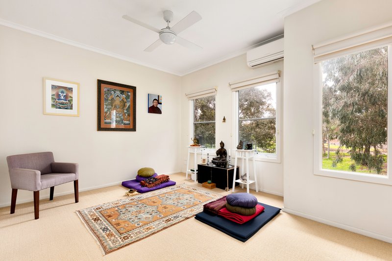 Photo - 5 O'Brien Sisters Lane, Brunswick VIC 3056 - Image 5