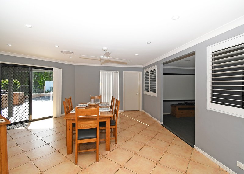 Photo - 5 Ocean Park Drive, Dundowran Beach QLD 4655 - Image 11