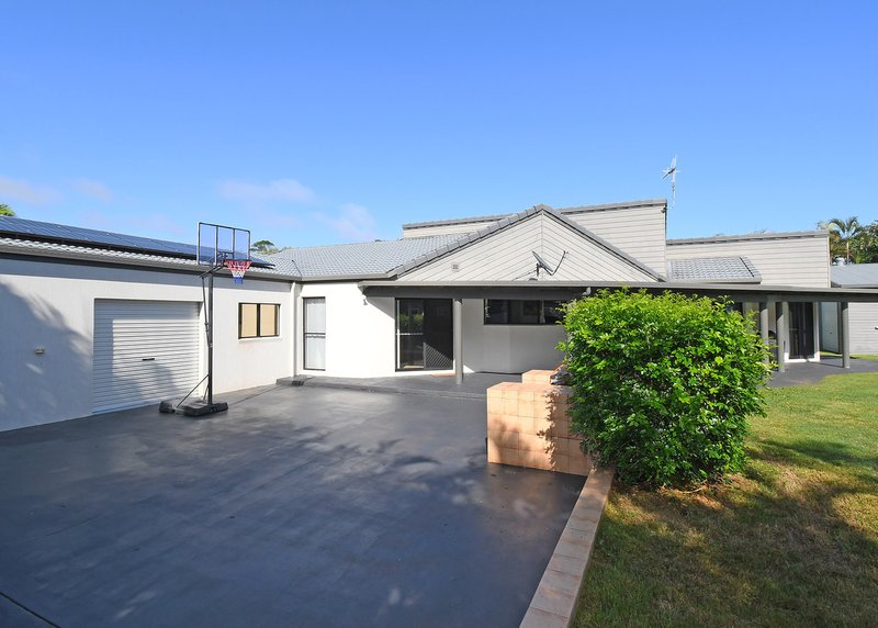 Photo - 5 Ocean Park Drive, Dundowran Beach QLD 4655 - Image 20