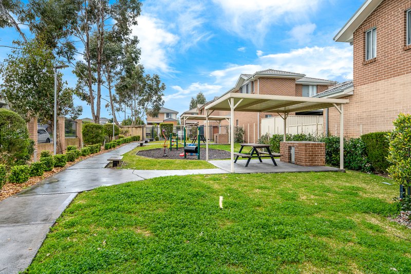 Photo - 5 Ocimum Glade, , Kellyville Ridge NSW 2155 - Image 7