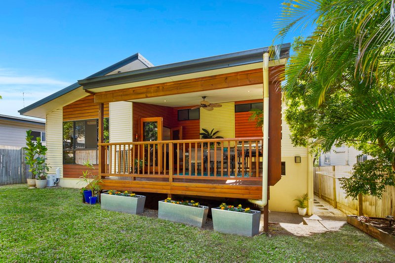 Photo - 5 O'Doherty Avenue, Southport QLD 4215 - Image 13