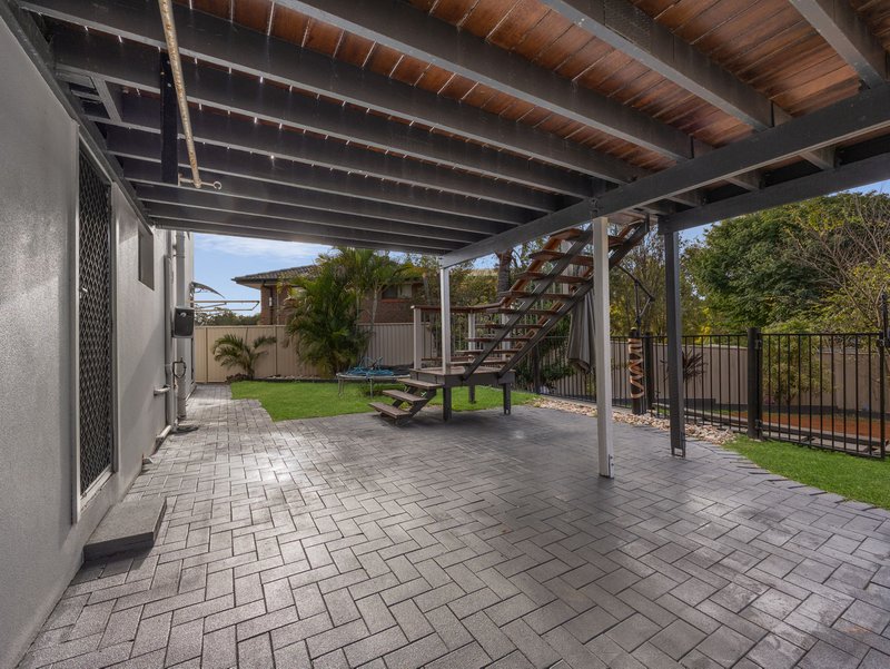 Photo - 5 Olbern Crescent, Yamanto QLD 4305 - Image 4