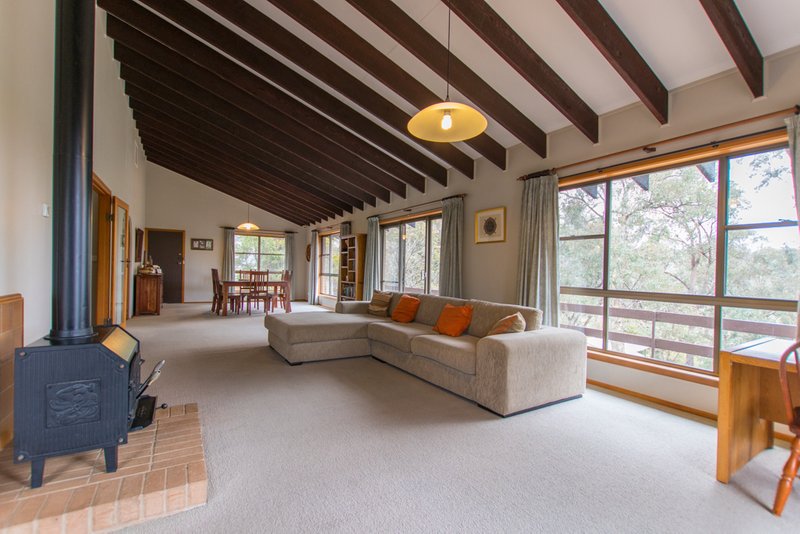 Photo - 5 Orana Crescent, Tumut NSW 2720 - Image 7