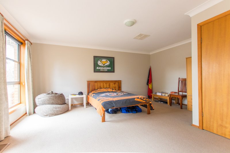 Photo - 5 Orana Crescent, Tumut NSW 2720 - Image 8