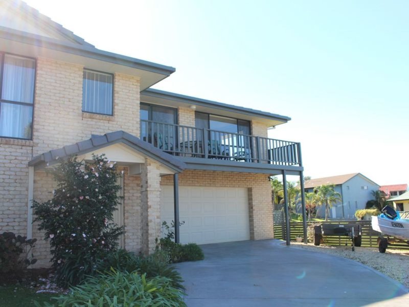 Photo - 5 Orana Place, Hallidays Point NSW 2430 - Image 1