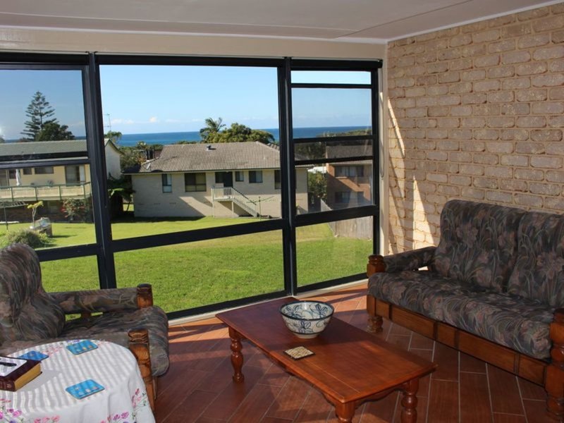 Photo - 5 Orana Place, Hallidays Point NSW 2430 - Image 16