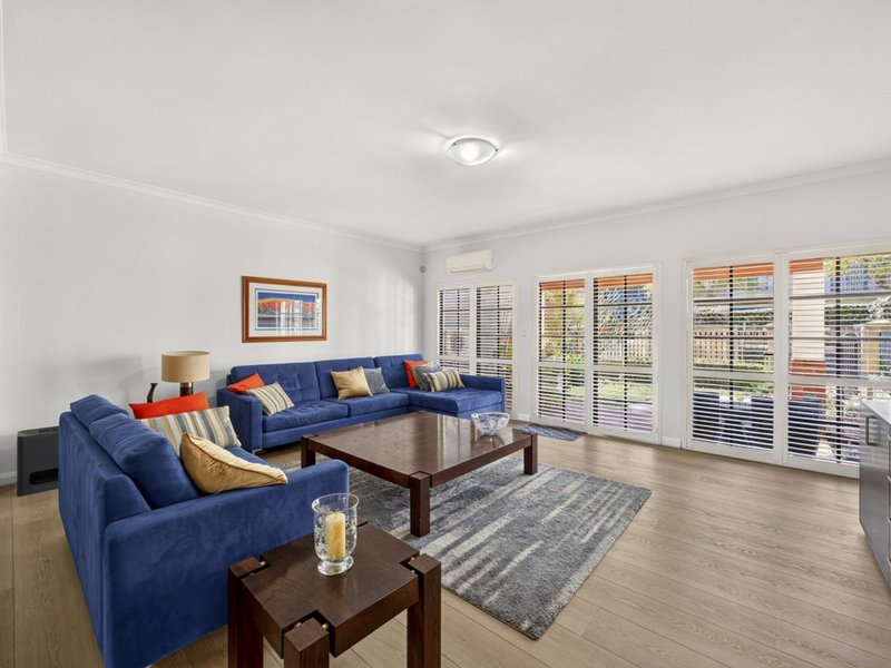 Photo - 5 Orchard Way, East Perth WA 6004 - Image 2