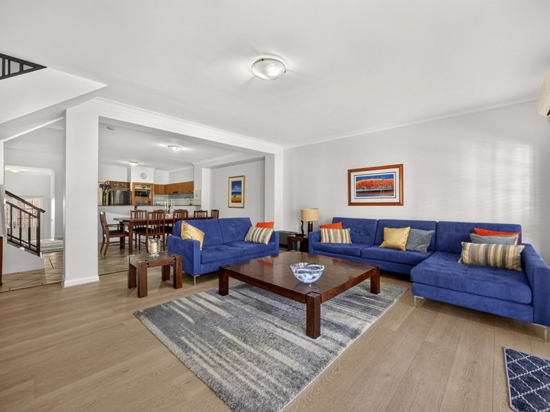 Photo - 5 Orchard Way, East Perth WA 6004 - Image 3