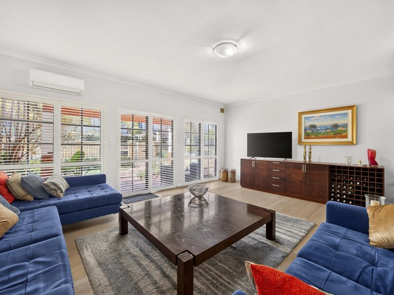 Photo - 5 Orchard Way, East Perth WA 6004 - Image 4