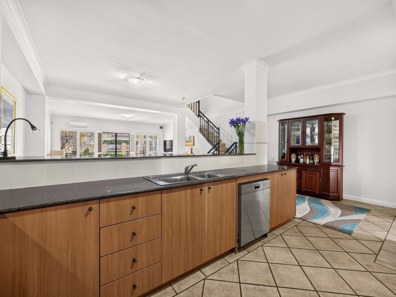 Photo - 5 Orchard Way, East Perth WA 6004 - Image 10