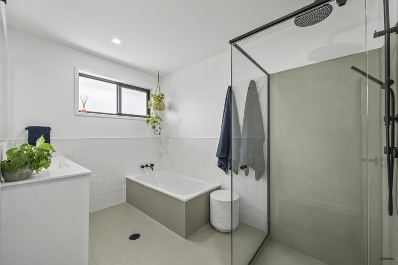Photo - 5 Ordino Court, Reedy Creek QLD 4227 - Image 16