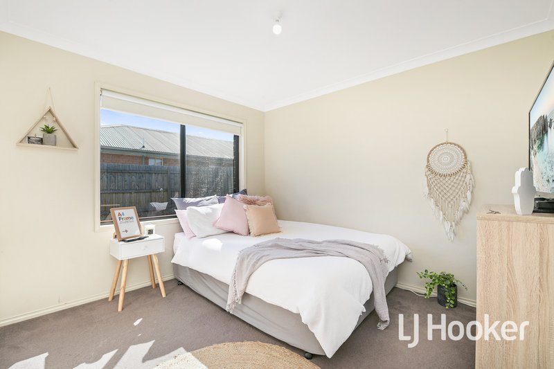 Photo - 5 Osprey Court, Pakenham VIC 3810 - Image 9