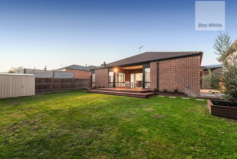 Photo - 5 Osprey Place, Craigieburn VIC 3064 - Image 23